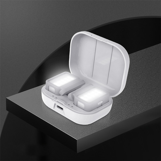 For DJI OM 5/4/4 SE Two-way LED Video Light with Charging Case Tri-color Dimmable Portable Fill Lamp Photography Sunnylife L375 